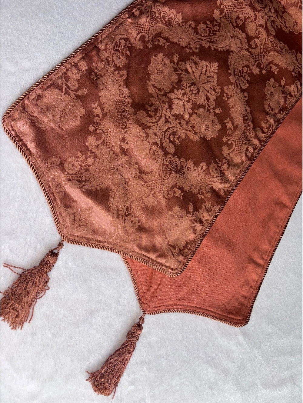 Vintage Ornate Damask Jacquard Table Runner Tassels Terracotta Extra Long 13x108
